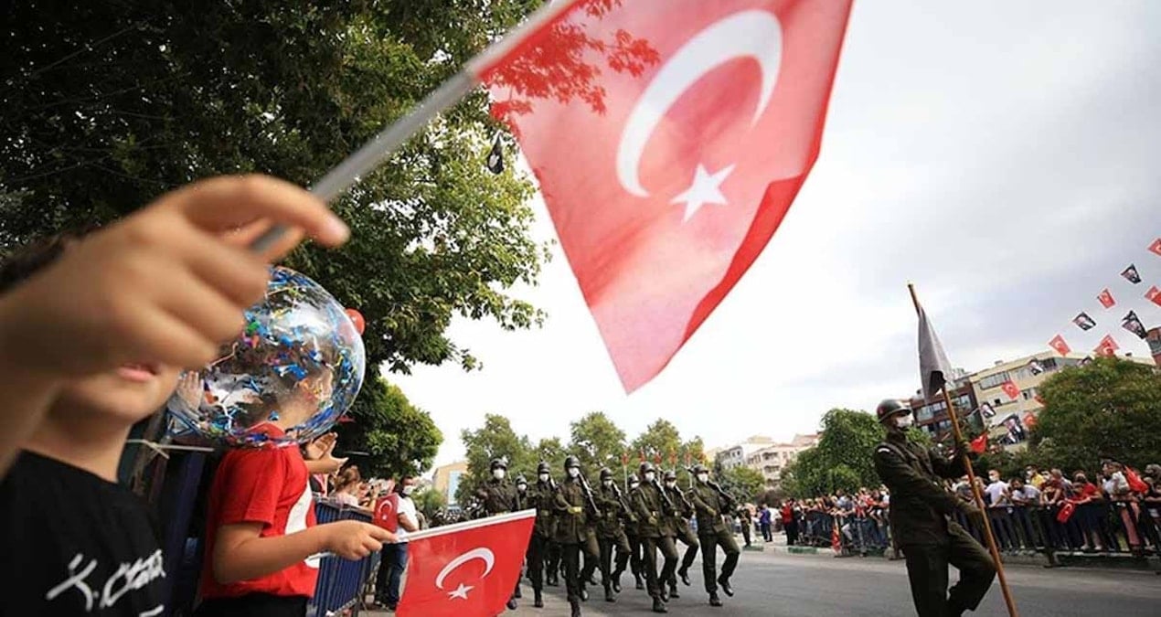 30 agustos zafer bayrami resmi tatil mi 29 agustos cuma yarim gun mu iste 2025 tatil durumu ZXvO8j6s