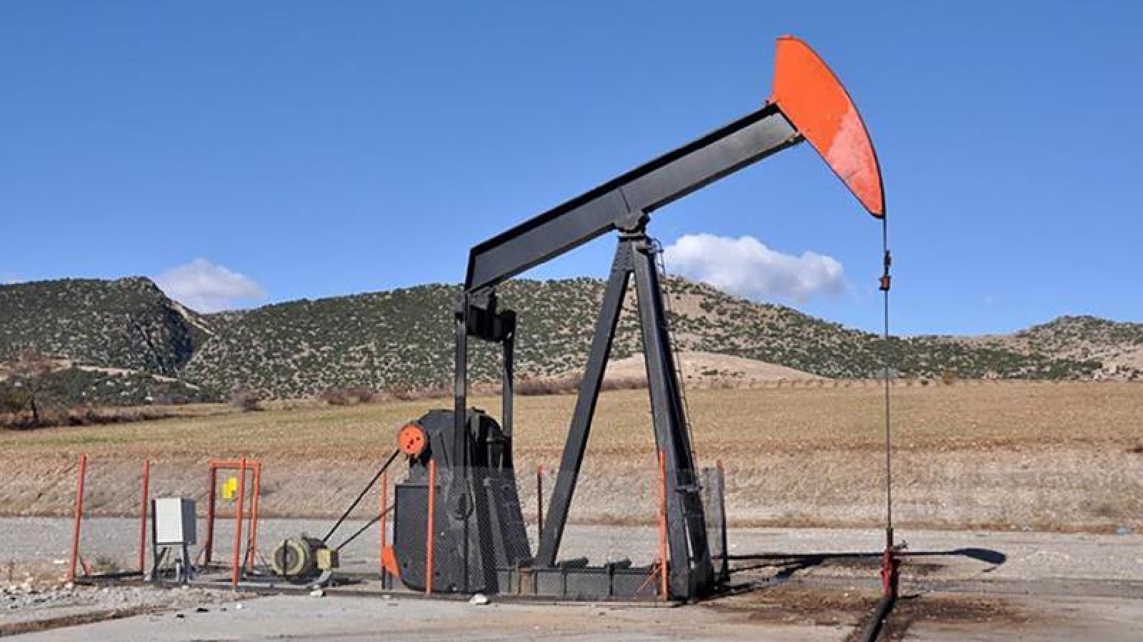 abdnin petrol sondaj kulesi sayisi artti 84LSeB3Z