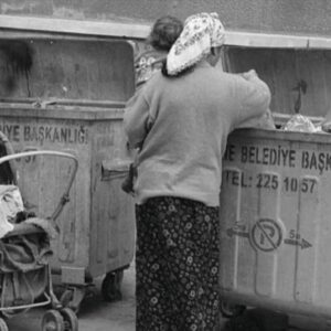 cocuk yoksullugu gunbegun artiyor 171 bin cocugun temel ihtiyaclari karsilanamiyor Lxry52uQ