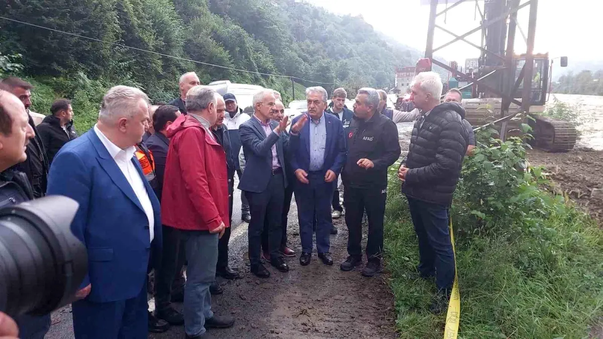 bakanlar rizede sel ve heyelan incelemesi ukQA7wgh