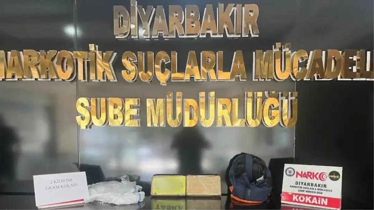 diyarbakirda uyusturucu operasyonu 34 bin hap ve kokain ele gecirildi SMhZvax1