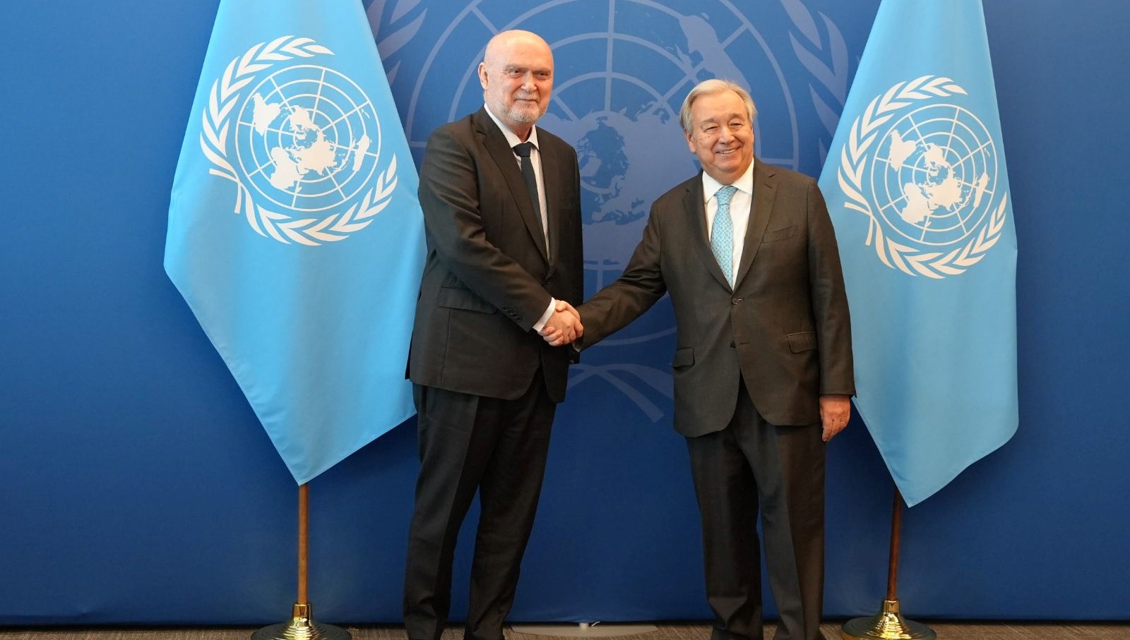 guterresten sinirliogluna sicak karsilama evine hos geldin 324IQpJS