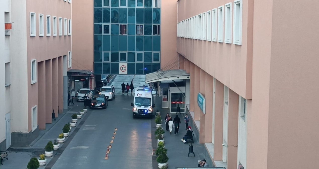 minibusun carptigi neslihan bebek oldu 4WFwbFpL