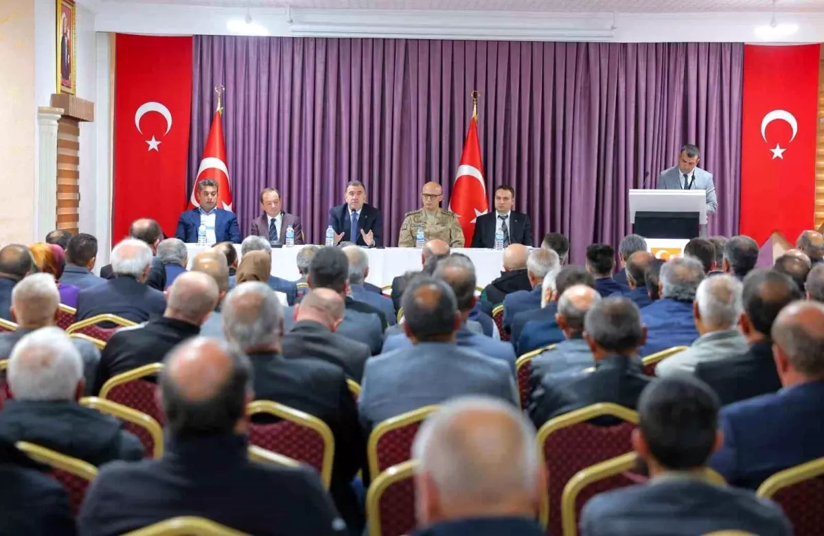 bayburtta merkez koylere hizmet goturme birligi toplantisi yapildi lhP2ZuwH.jpg