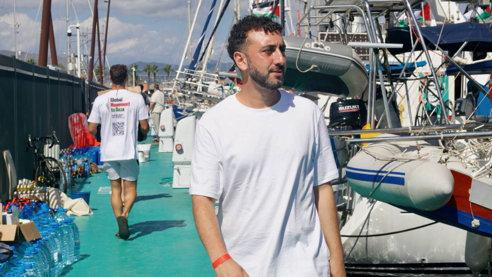 kuresel sumud filosundaki ingiliz gazeteci andrieudan turkiyeye tesekkur 9ZtME3U5