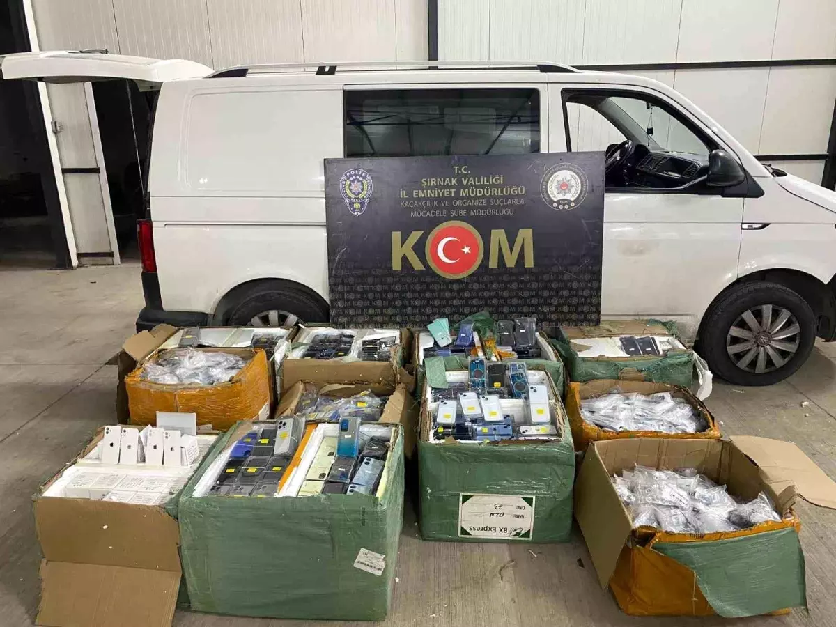 sirnakta uyusturucu ve kacakcilik operasyonlari 51 gozalti QkCij9dh.jpg