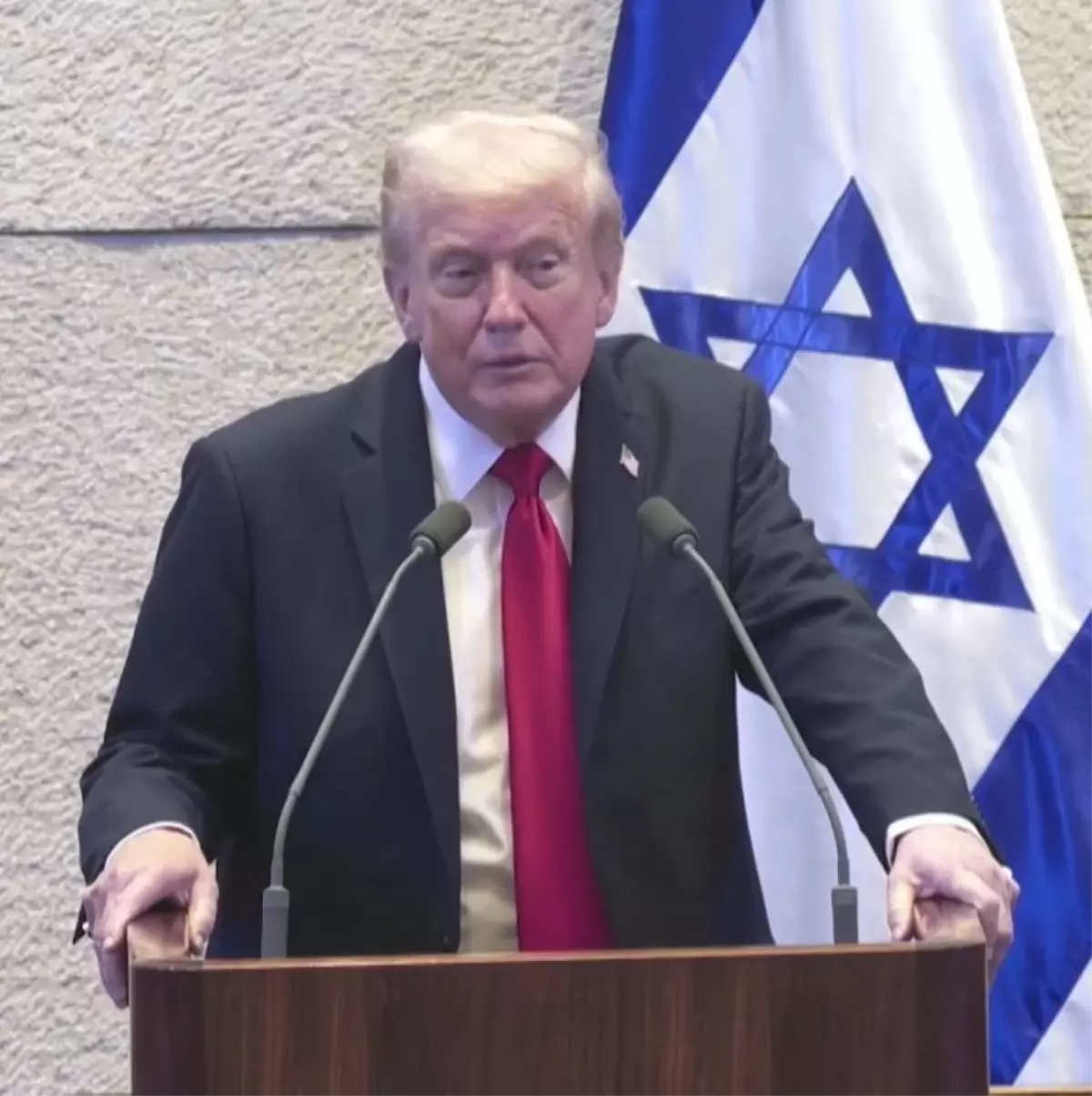 trump israil meclisinde protesto edildi cn9Si1rJ.jpg