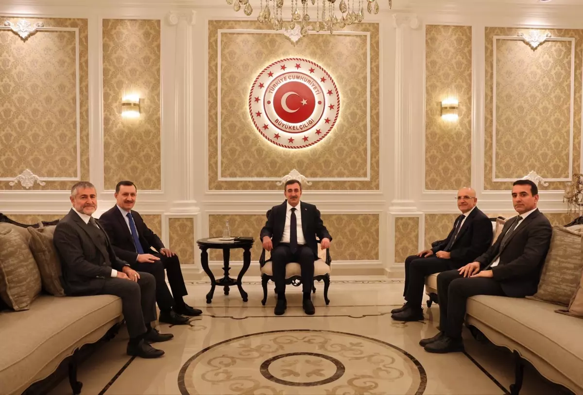 turkiye suudi arabistanda fii forumuna katiliyor l37E6Xgf.jpg