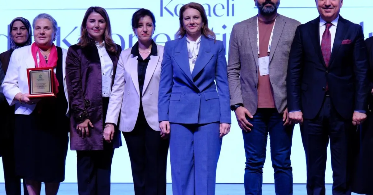 kocaelide ureten kadinlar guclu yarinlar 2GXP8Yfi.webp