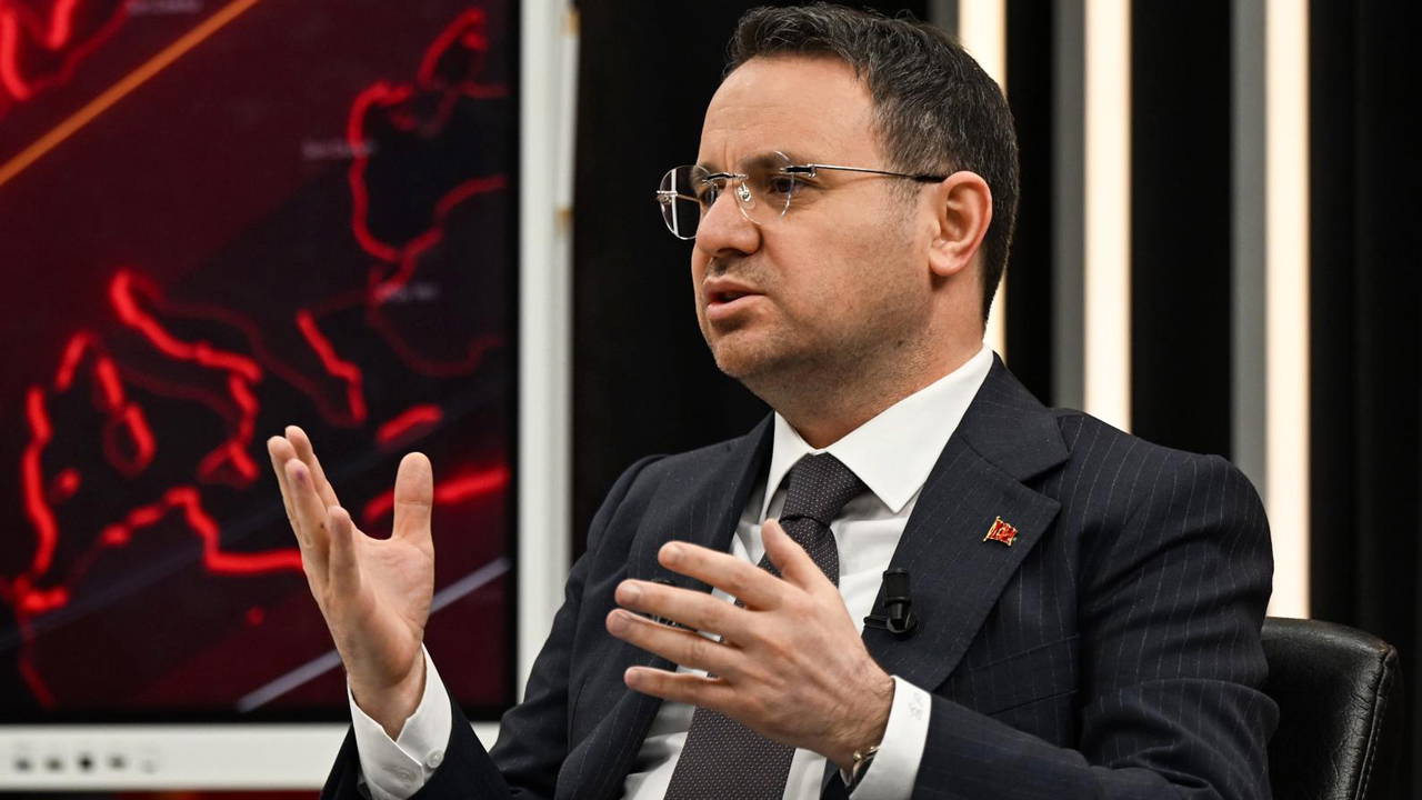 Akın Gürlek’ten Faili Meçhul Cinayetlerle İlgili Kritik Açıklama: “Yeni Bilgi ve Belge Gelirse Soruşturmalara Devam Edeceğiz”