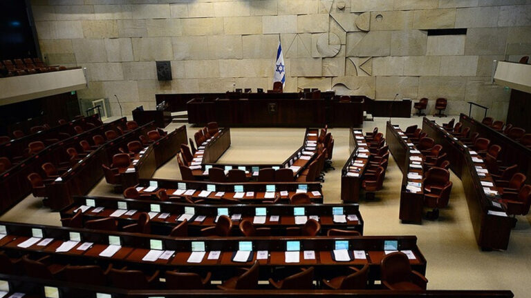 israilde-filistinlilerin-yargilanmasi-ve-idam-icin-oylama-yapilacak-Zsjcwv7f
