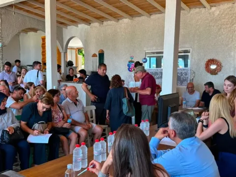 Castello fontanaya cesme halkindan destek 3S3i1sQS