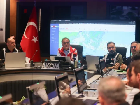 Istanbul saganak teyakkuzunda IXdFi5IJ